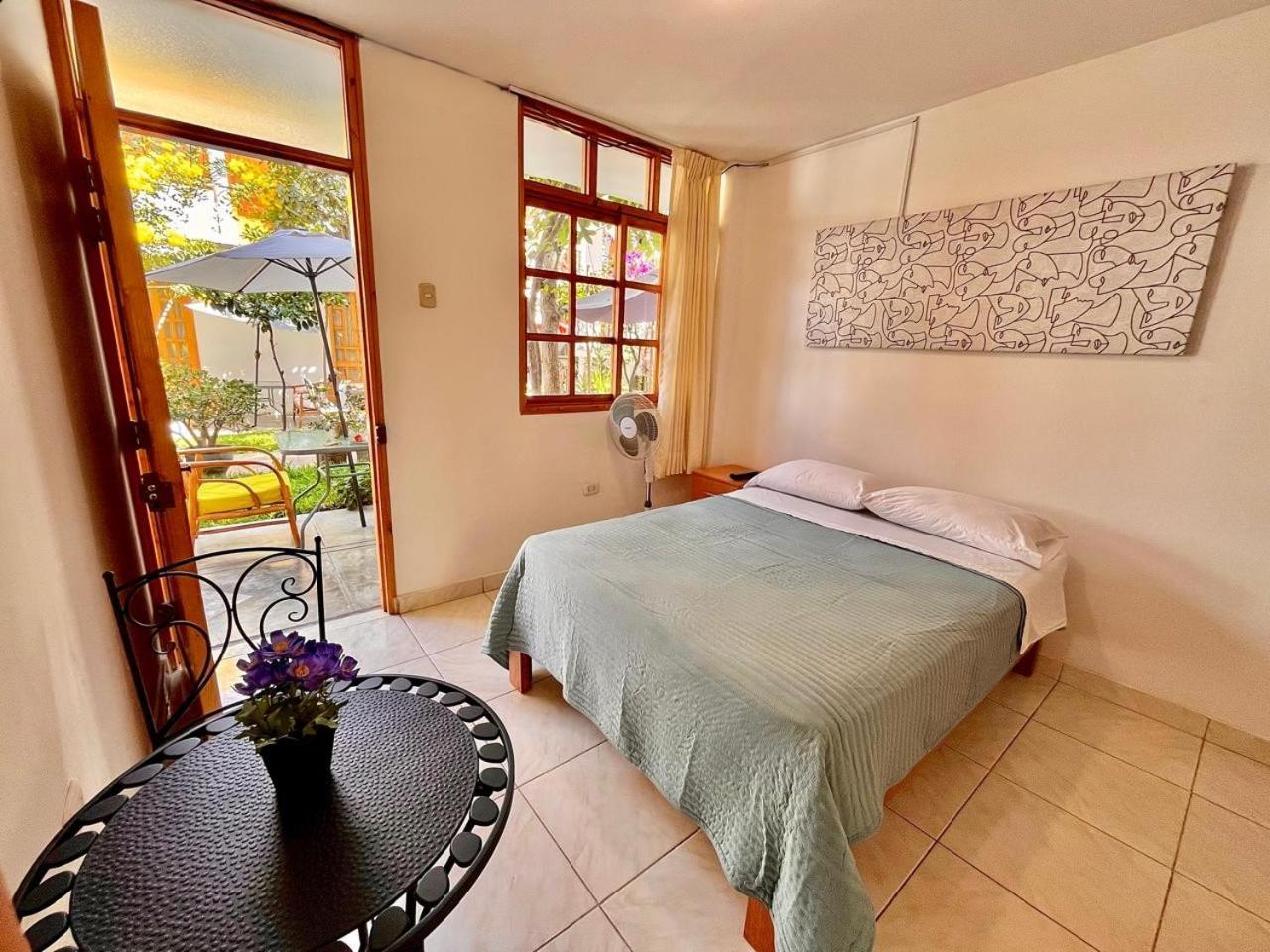 El Huerto Hostel Ика Экстерьер фото